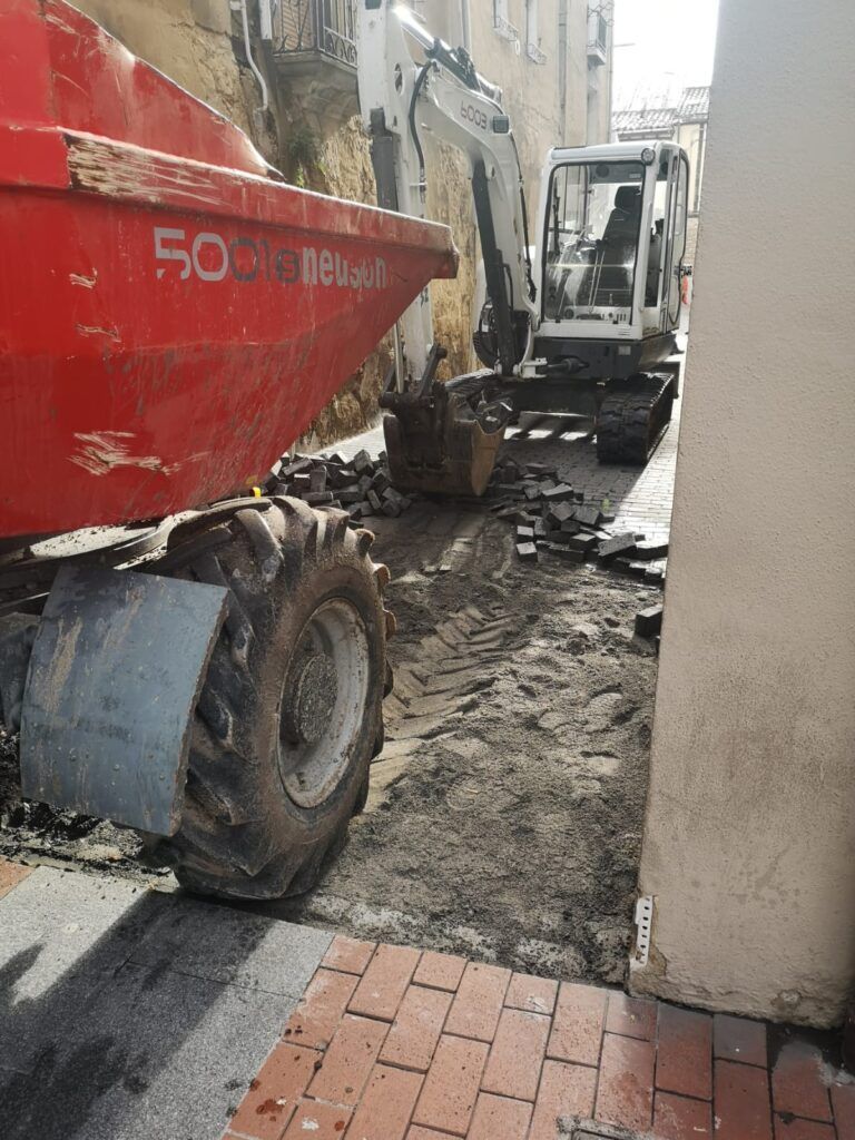 empiezan obras calle san llorente y travesia de la fuente 4 febrero 2019